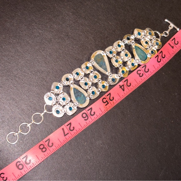 Gorgeous Shattuckite + Blue Topaz cluster statement bracelet cuff - Picture 7 of 10